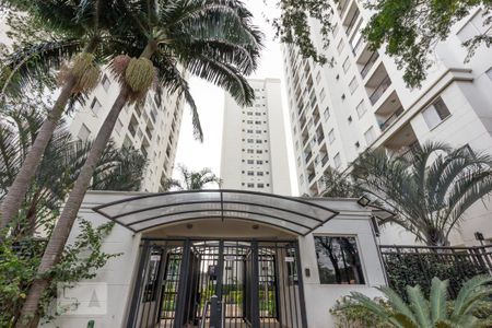 Apartamento para alugar com 48m², 2 quartos e 1 vaga Apartamento para alugar com 48m², 2 quartos e 1 vagaFachada