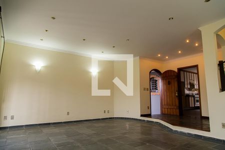 Sala de Estar de casa à venda com 3 quartos, 260m² em Conjunto Residencial Jardim Canaã, São Paulo