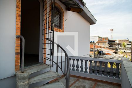 Varanda de casa à venda com 3 quartos, 260m² em Conjunto Residencial Jardim Canaã, São Paulo