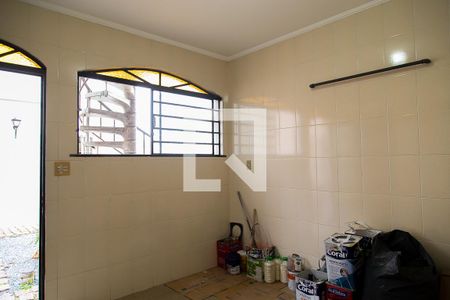 Área de Serviço de casa à venda com 3 quartos, 260m² em Conjunto Residencial Jardim Canaã, São Paulo