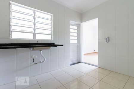 Casa de condomínio para alugar com 89m², 2 quartos e 1 vagaCozinha