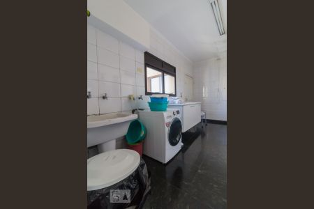 Área de serviço de apartamento à venda com 3 quartos, 340m² em Centro, Guarulhos