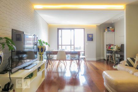 Sala de apartamento à venda com 3 quartos, 130m² em Vila Uberabinha, São Paulo