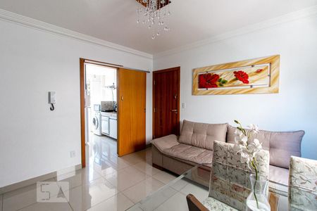 Sala de apartamento à venda com 3 quartos, 82m² em Planalto, Belo Horizonte