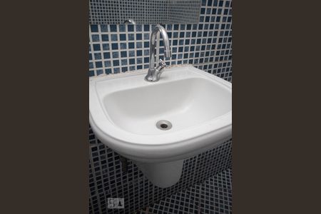 Banheiro de apartamento para alugar com 2 quartos, 57m² em Campos Elíseos, São Paulo