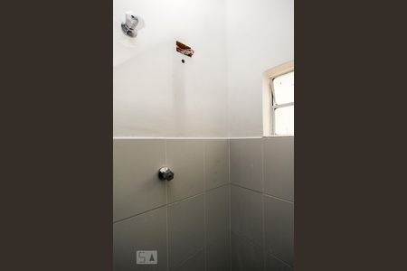 Banheiro de casa para alugar com 1 quarto, 55m² em Vila Galvão, Guarulhos