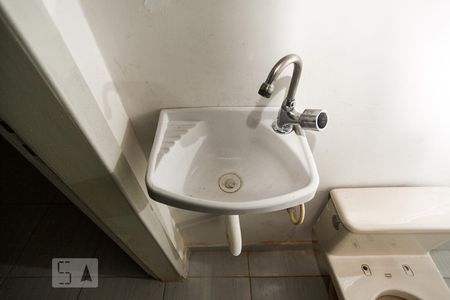 Banheiro de casa para alugar com 1 quarto, 55m² em Vila Galvão, Guarulhos