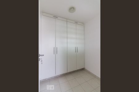 Apartamento à venda com 150m², 2 quartos e 3 vagasQuarto de Serviço