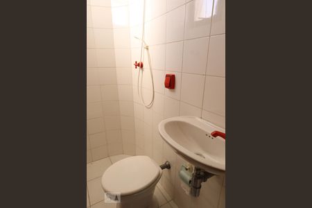 Apartamento à venda com 220m², 3 quartos e 3 vagasBanheiro de Serviço