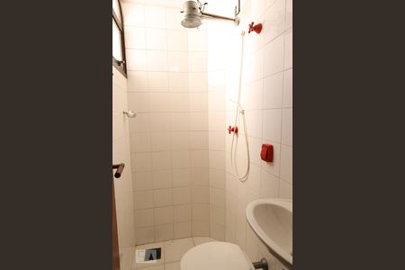 Apartamento à venda com 220m², 3 quartos e 3 vagasBanheiro de Serviço