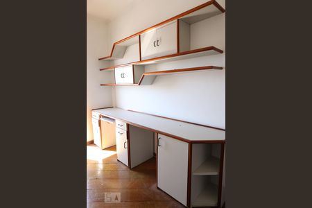 Apartamento à venda com 220m², 3 quartos e 3 vagasQuarto 3