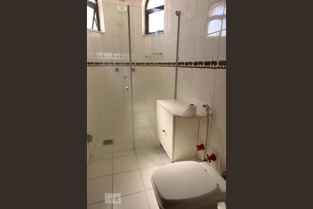 Apartamento à venda com 220m², 3 quartos e 3 vagasBanheiro