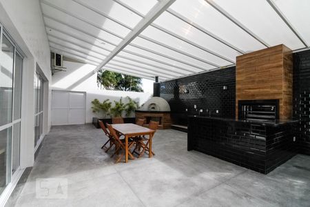 Apartamento à venda com 58m², 2 quartos e 1 vagaChurrasqueira