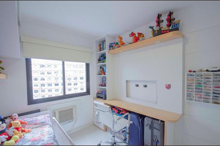 Apartamento à venda com 68m², 2 quartos e 1 vagaQuarto 2