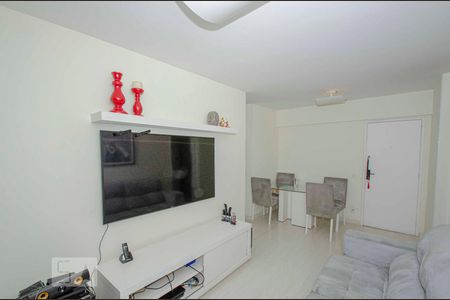 Sala de apartamento à venda com 2 quartos, 68m² em Praça da Bandeira, Rio de Janeiro
