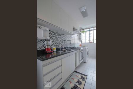 Apartamento à venda com 68m², 2 quartos e 1 vagaCozinha
