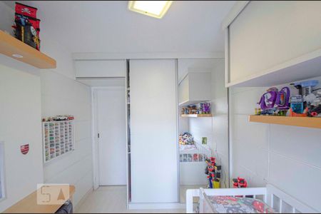 Apartamento à venda com 68m², 2 quartos e 1 vagaQuarto 2
