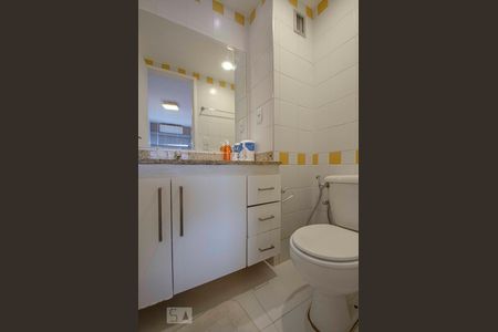 Apartamento à venda com 68m², 2 quartos e 1 vagaSuíte