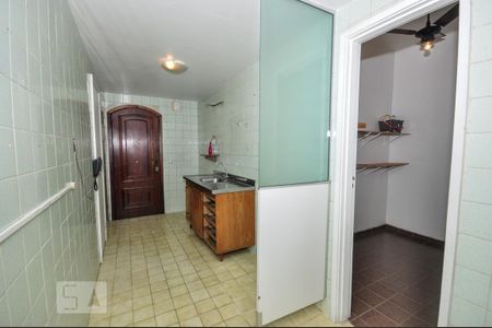 Cozinha e Área de Serviço de apartamento para alugar com 2 quartos, 80m² em Freguesia (jacarepaguá), Rio de Janeiro