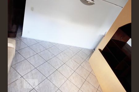 Apartamento para alugar com 60m², 2 quartos e 2 vagasSala