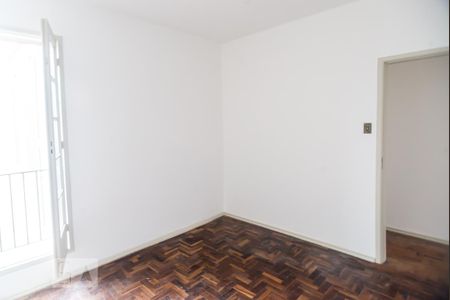 Quarto 1 de apartamento para alugar com 2 quartos, 75m² em Rio Branco, Porto Alegre