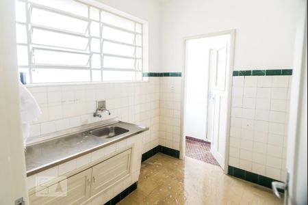 Cozinha de apartamento para alugar com 2 quartos, 75m² em Rio Branco, Porto Alegre