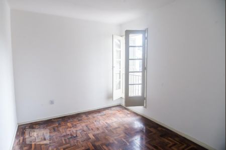 Quarto 1 de apartamento para alugar com 2 quartos, 75m² em Rio Branco, Porto Alegre