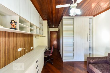 Casa à venda com 460m², 5 quartos e 5 vagas