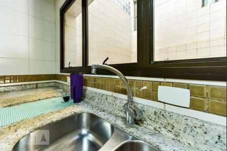 Casa à venda com 460m², 5 quartos e 5 vagas Casa à venda com 460m², 5 quartos e 5 vagasCozinha