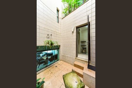 Casa à venda com 460m², 5 quartos e 5 vagas Casa à venda com 460m², 5 quartos e 5 vagasJardim da Cozinha