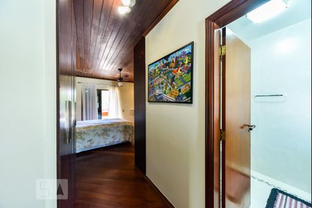 Casa à venda com 460m², 5 quartos e 5 vagas Casa à venda com 460m², 5 quartos e 5 vagasSuíte 4