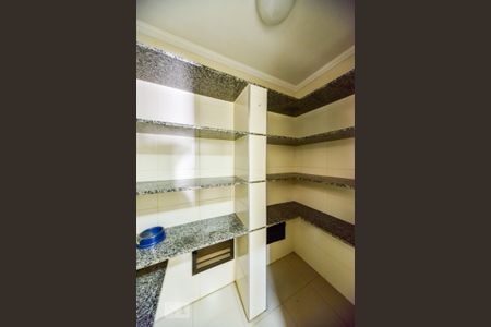 Casa à venda com 460m², 5 quartos e 5 vagas Casa à venda com 460m², 5 quartos e 5 vagasCozinha