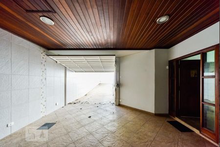 Casa à venda com 460m², 5 quartos e 5 vagas Casa à venda com 460m², 5 quartos e 5 vagasGaragem