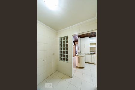 Casa à venda com 460m², 5 quartos e 5 vagas Casa à venda com 460m², 5 quartos e 5 vagasCozinha