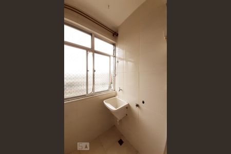 Apartamento à venda com 58m², 2 quartos e 1 vaga Apartamento à venda com 58m², 2 quartos e 1 vagaÁrea de Serviço