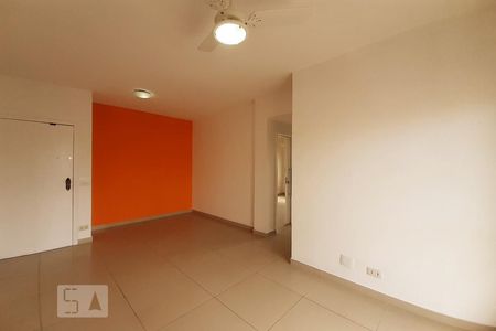 Sala de apartamento à venda com 2 quartos, 58m² em Todos Os Santos, Rio de Janeiro