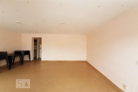 Apartamento à venda com 58m², 2 quartos e 1 vaga Apartamento à venda com 58m², 2 quartos e 1 vagaÁrea comum - Salão de festas