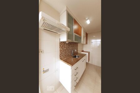 Apartamento à venda com 58m², 2 quartos e 1 vaga Apartamento à venda com 58m², 2 quartos e 1 vagaCozinha