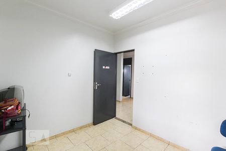 Casa à venda com 490m², 4 quartos e 3 vagas Casa à venda com 490m², 4 quartos e 3 vagasSala 5