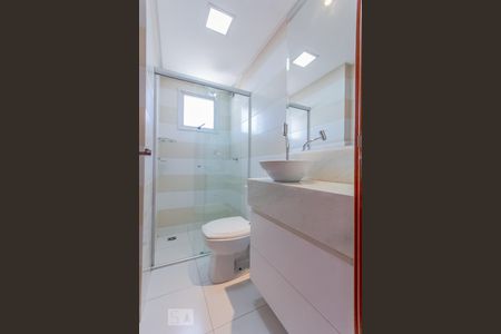 Apartamento para alugar com 82m², 3 quartos e 2 vagasBanheiro social 