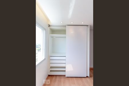 Apartamento para alugar com 82m², 3 quartos e 2 vagasQuarto 3