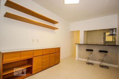 Sala de apartamento para alugar com 1 quarto, 60m² em Copacabana, Rio de Janeiro