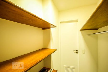Suite de apartamento para alugar com 1 quarto, 60m² em Copacabana, Rio de Janeiro