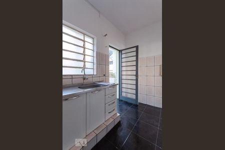Cozinha de apartamento à venda com 2 quartos, 80m² em Centro, Campinas