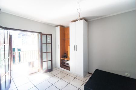Casa à venda com 550m², 3 quartos e 8 vagas Casa à venda com 550m², 3 quartos e 8 vagasQuarto 2