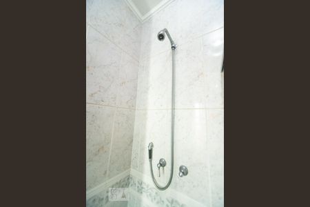 Casa à venda com 550m², 3 quartos e 8 vagas Casa à venda com 550m², 3 quartos e 8 vagasBanheiro