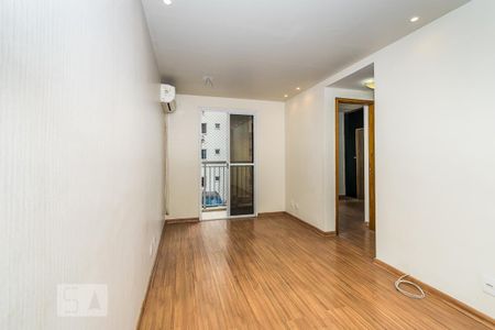 Sala de apartamento à venda com 2 quartos, 55m² em Irajá, Rio de Janeiro
