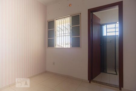 Casa à venda com 240m², 4 quartos e 5 vagasSuíte 2