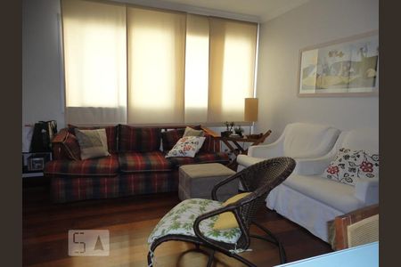 Apartamento à venda com 97m², 3 quartos e 1 vaga Apartamento à venda com 97m², 3 quartos e 1 vagaSala