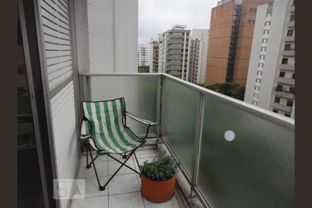 Apartamento à venda com 97m², 3 quartos e 1 vaga Apartamento à venda com 97m², 3 quartos e 1 vagaVaranda